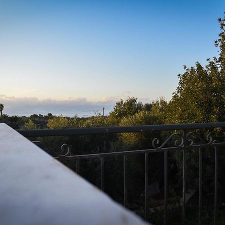 Amber Seaview Villa By The Olive Groves Каламата Екстер'єр фото