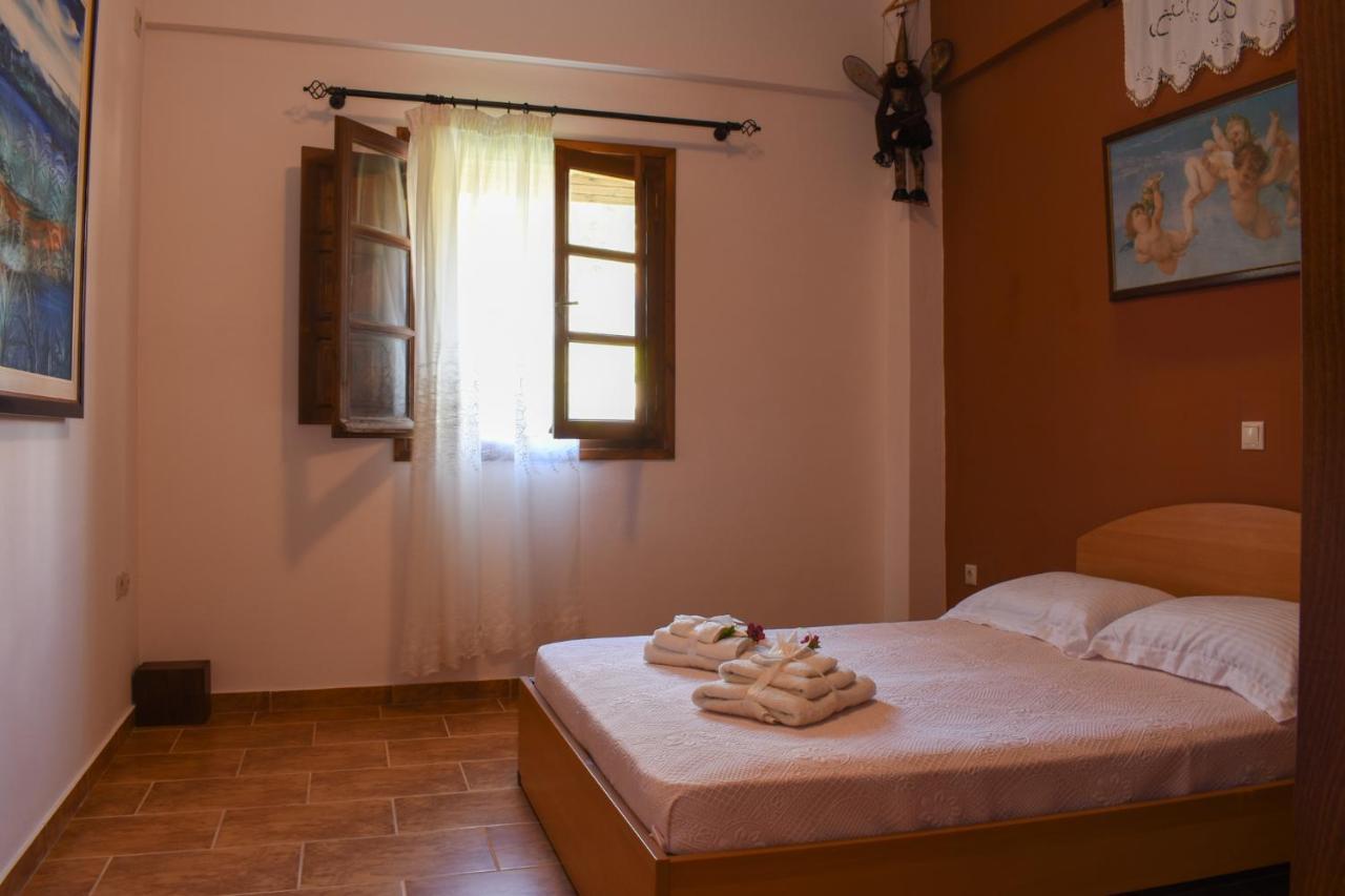 Amber Seaview Villa By The Olive Groves Каламата Екстер'єр фото